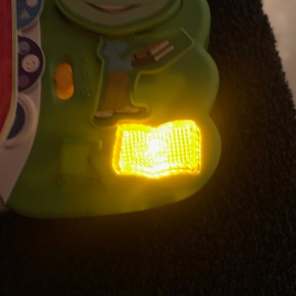 LeapFrog Tad's Get Ready for School Book Preschooler Electronic Touch Book - Picture 5 of 6